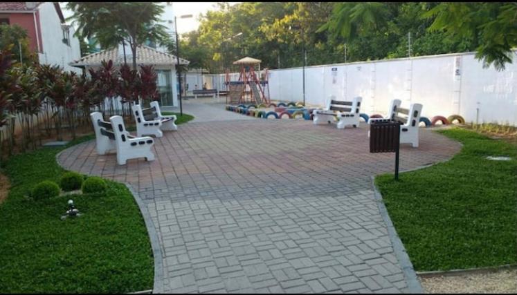 Apto Em Easy Club Encantador Com Piscina. Apartman Piçarras Kültér fotó