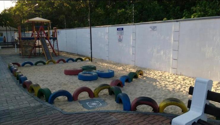 Apto Em Easy Club Encantador Com Piscina. Apartman Piçarras Kültér fotó